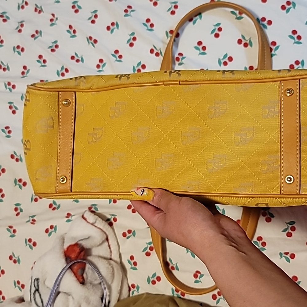 Dooney & Bourke - Picture 13 of 15